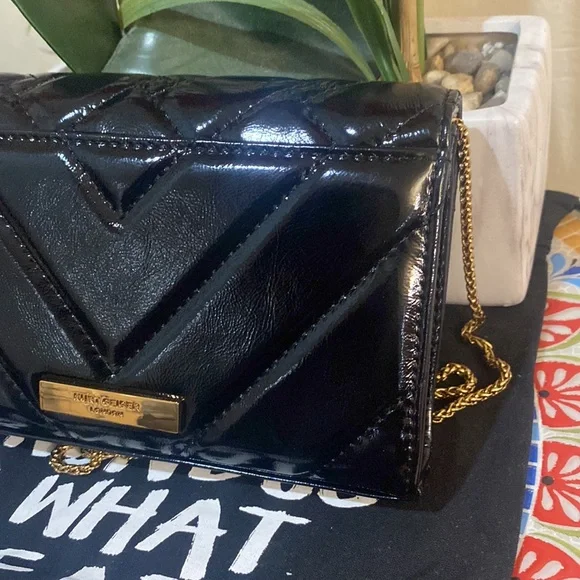Kurt Geiger extra mini Shiny Kensington crossbody bag - Picture 9 of 14